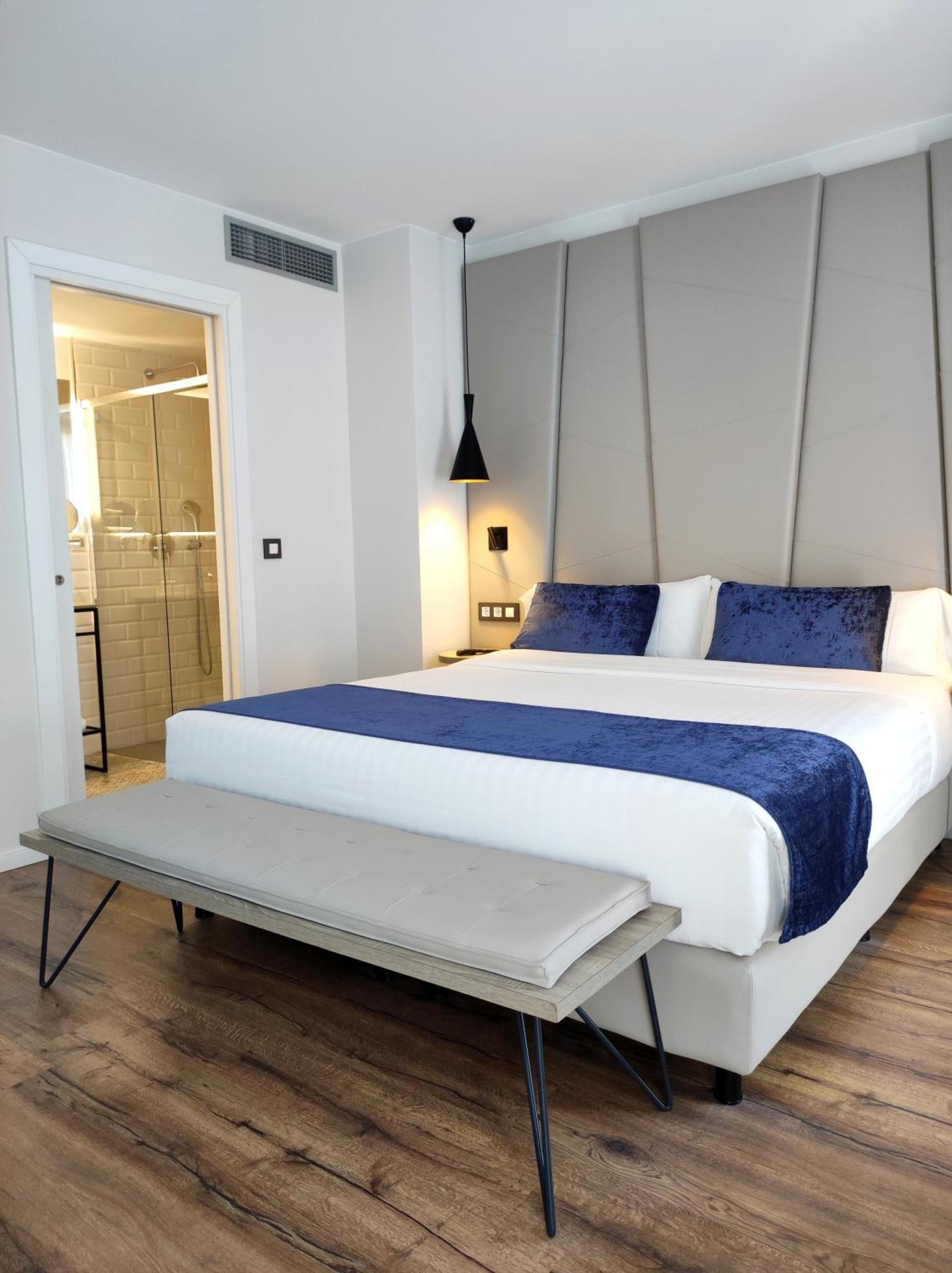 L' Escala Taverna De La Sal Boutique Hotel מראה חיצוני תמונה